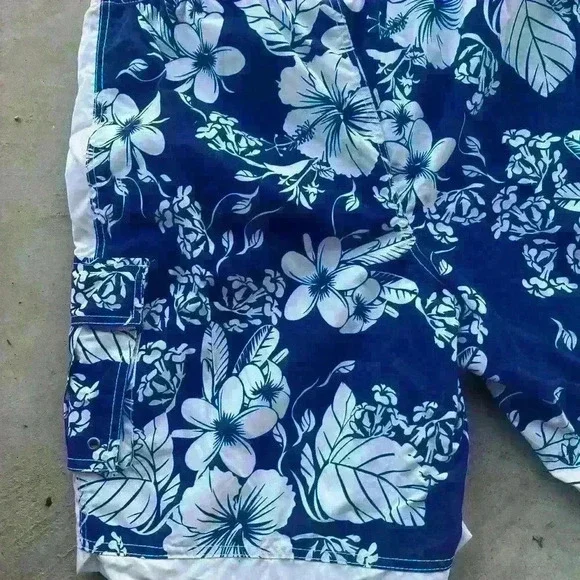 RoundTree & York Hawaiian Style Mens Swim Trunks Large - Picture 11 of 14